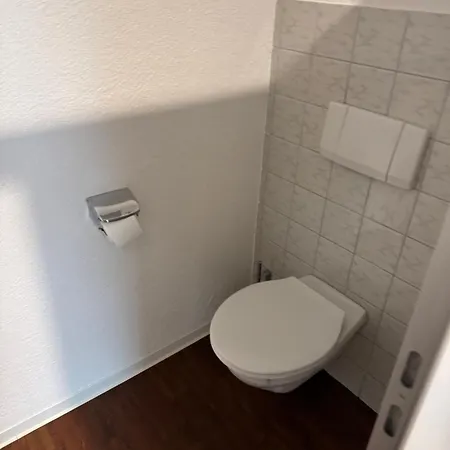 Modernes Office-loft Fuer 5 Personen Oberboihingen