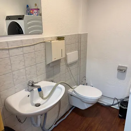 Modernes Office-loft Fuer 5 Personen * Oberboihingen