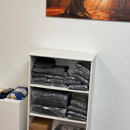 Modernes Office-loft Fuer 5 Personen Appartement *
