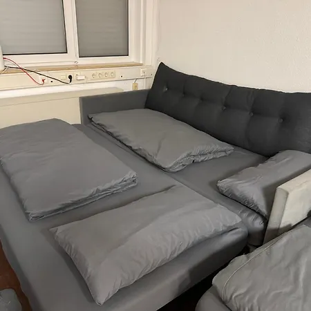 Apartment Modernes Office-loft Fuer 5 Personen